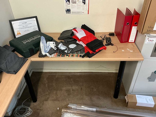 Inhoud kantoor - afbeelding 6 van  10