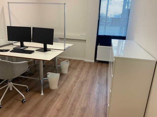 Inhoud kantoor - afbeelding 1 van  9