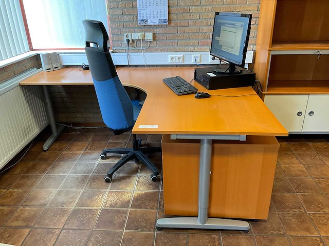 Inhoud kantoor - afbeelding 11 van  18