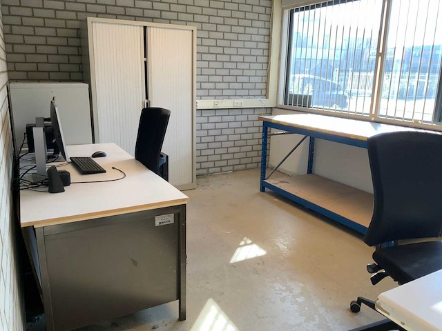 Inhoud kantoor - afbeelding 1 van  24