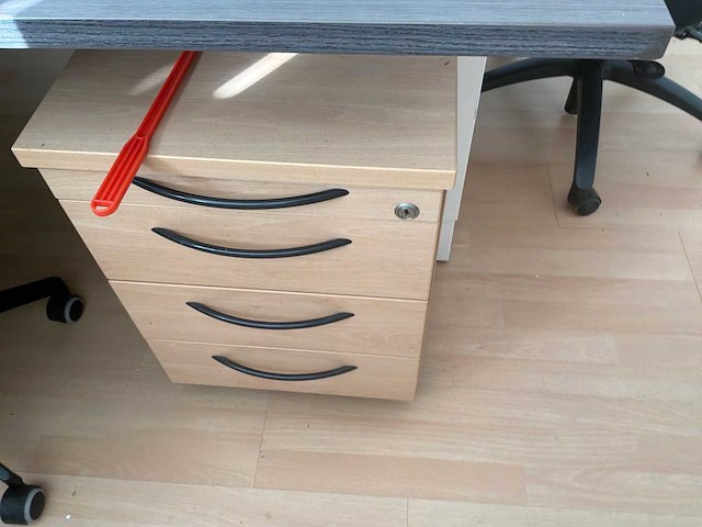 Inhoud kantoor - afbeelding 3 van  9