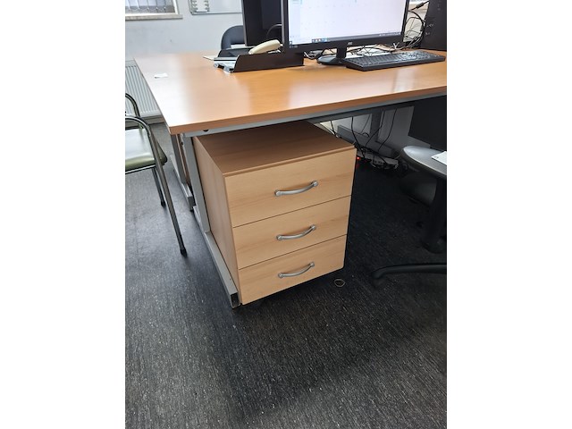 Inhoud kantoor - afbeelding 8 van  11