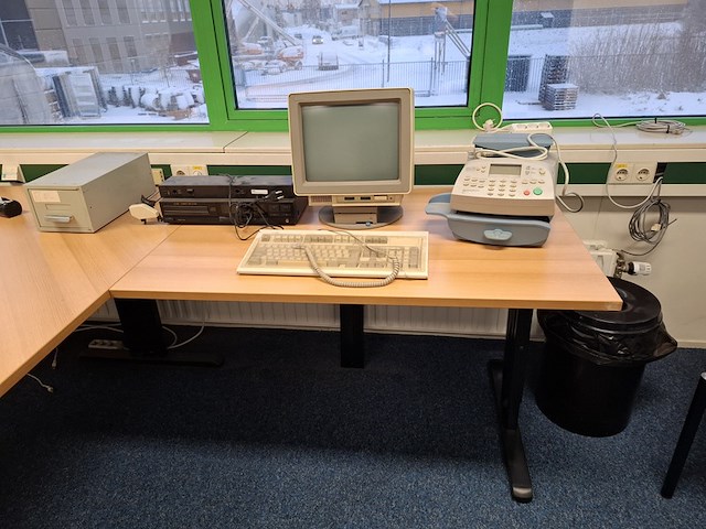 Inhoud kantoor - afbeelding 16 van  19