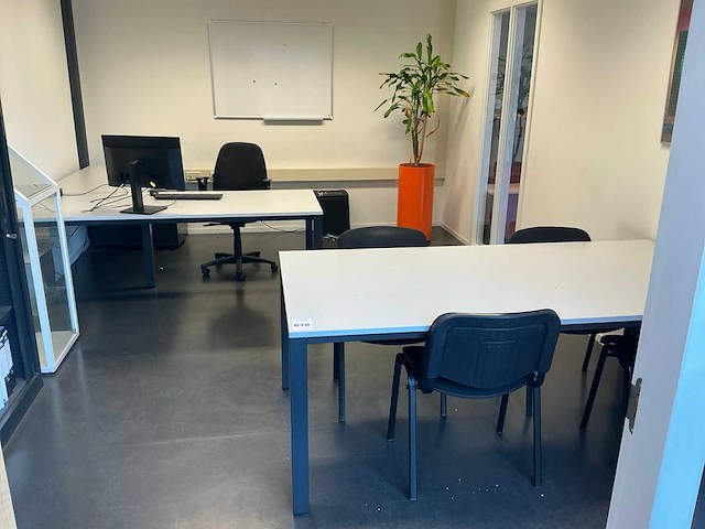 Inhoud kantoor - afbeelding 1 van  14