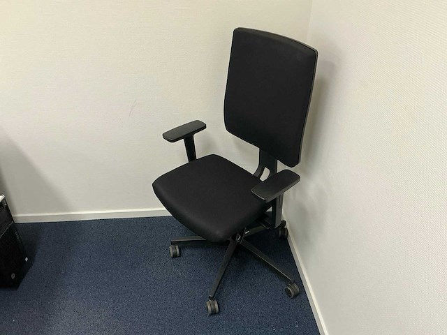 Inhoud kantoor - afbeelding 9 van  13