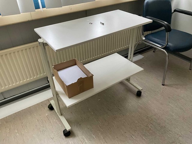 Inhoud kantoor - afbeelding 4 van  9