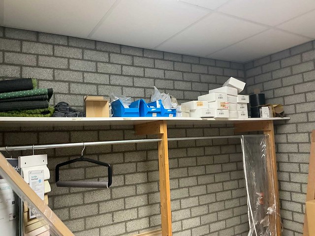 Inhoud kantoor/kantine - afbeelding 5 van  9