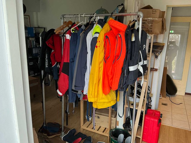 Inhoud kantoor/locatie - afbeelding 8 van  65