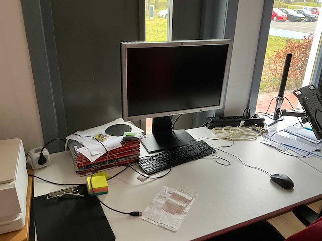 Inhoud kantoor/locatie - afbeelding 37 van  65