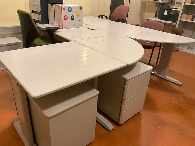 Inhoud kantoorruimte - afbeelding 16 van  17