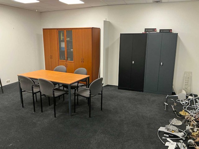 Inhoud kantoorruimte - afbeelding 1 van  10