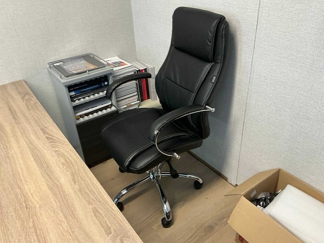 Inhoud kantoorruimte - afbeelding 7 van  10