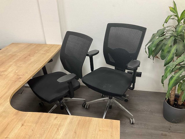 Inhoud kantoorruimte - afbeelding 2 van  19