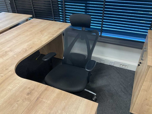 Inhoud kantoorruimte - afbeelding 5 van  19