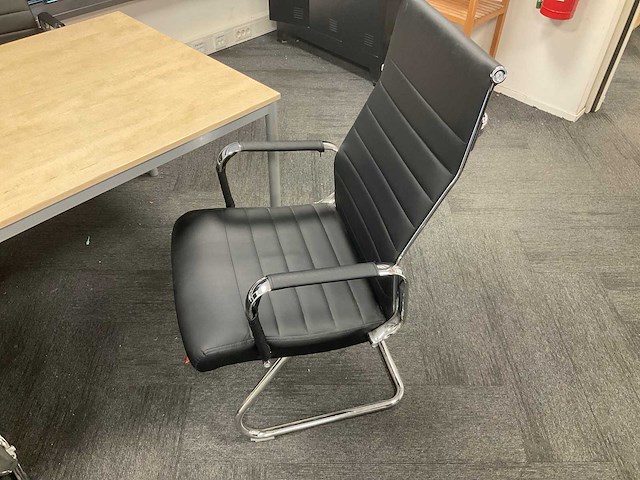 Inhoud kantoorruimte - afbeelding 9 van  19