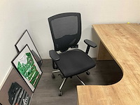 Inhoud kantoorruimte - afbeelding 16 van  19