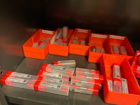 Inhoud kast diverse gereedschappen - afbeelding 11 van  17