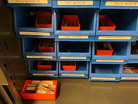Inhoud kast diverse gereedschappen - afbeelding 2 van  21