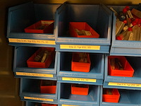 Inhoud kast diverse gereedschappen - afbeelding 21 van  21