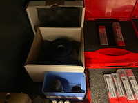 Inhoud kast diverse gereedschappen - afbeelding 2 van  20