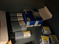 Inhoud kast diverse gereedschappen - afbeelding 5 van  20