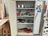 Inhoud kast - afbeelding 1 van  9