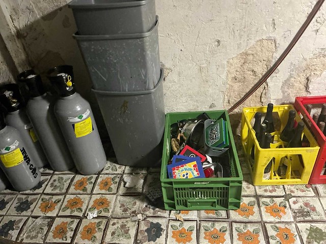 Inhoud kelderruimte restaurant - afbeelding 17 van  46