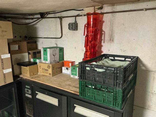 Inhoud kelderruimte restaurant - afbeelding 24 van  46