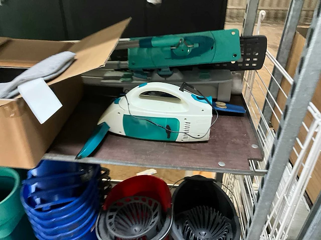 Inhoud keuken en kantine - afbeelding 7 van  11