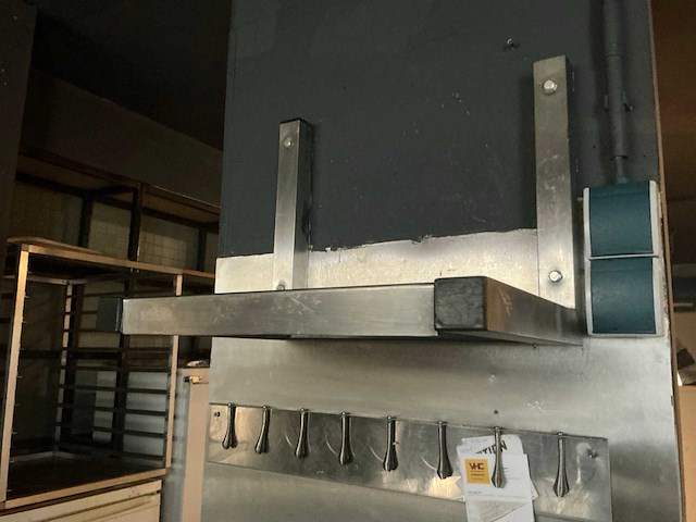 Inhoud keuken restaurant (1e etage) - afbeelding 11 van  45