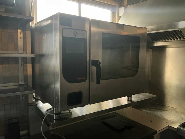 Inhoud keuken restaurant (1e etage) - afbeelding 23 van  45