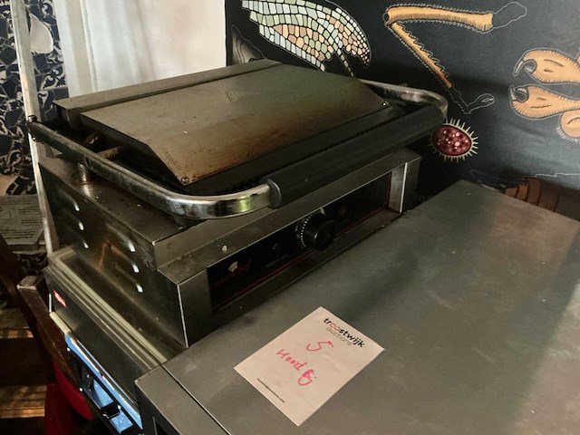 Inhoud keuken restaurant (1e etage) - afbeelding 39 van  45