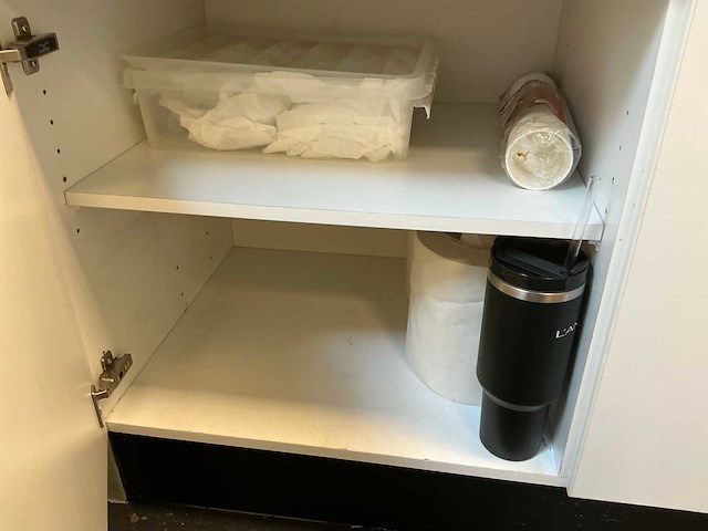 Inhoud keuken - afbeelding 8 van  10