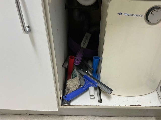 Inhoud keuken - afbeelding 9 van  10