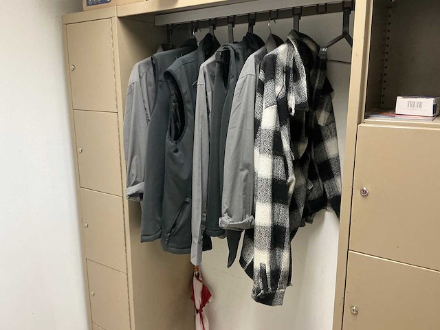 Inhoud keuken - afbeelding 10 van  10