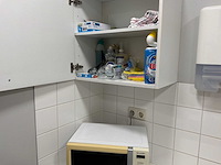 Inhoud keuken. - afbeelding 3 van  7