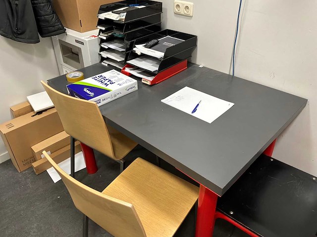 Inhoud keuken. - afbeelding 5 van  7