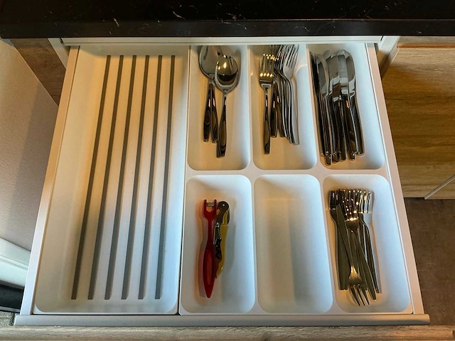 Inhoud keuken - afbeelding 11 van  19