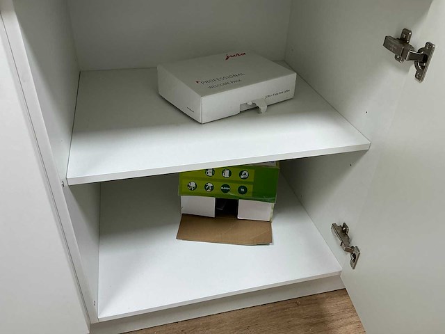 Inhoud keuken - afbeelding 10 van  23