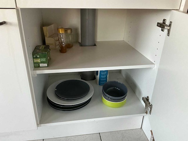 Inhoud keuken - afbeelding 7 van  8
