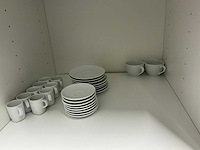 Inhoud keuken - afbeelding 13 van  23