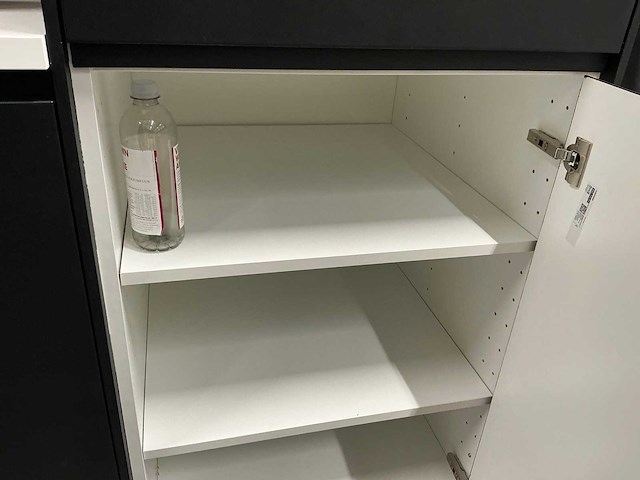 Inhoud keuken - afbeelding 21 van  23