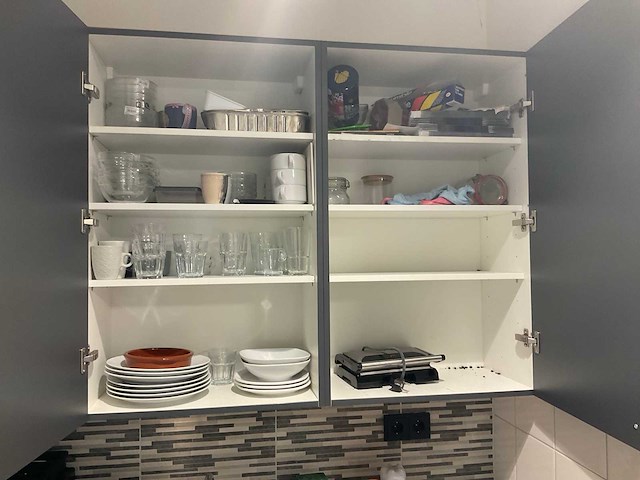 Inhoud keuken - afbeelding 10 van  10