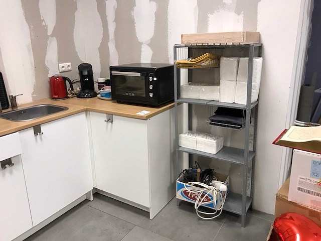 Inhoud keuken - afbeelding 8 van  15