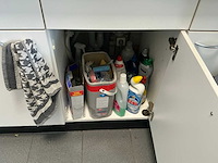 Inhoud keuken. - afbeelding 2 van  16