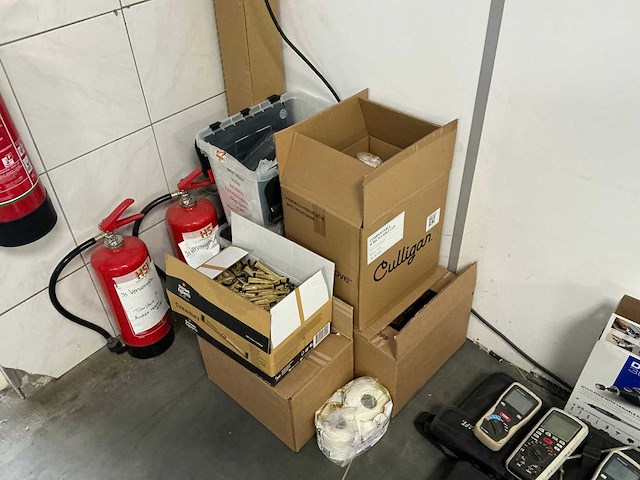Inhoud keuken. - afbeelding 5 van  16