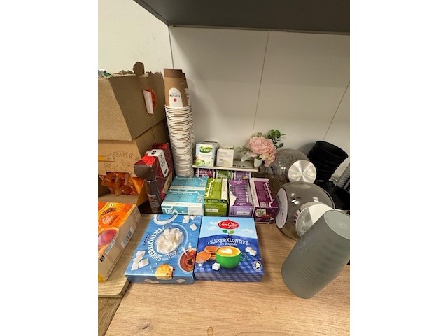 Inhoud keuken - afbeelding 3 van  6