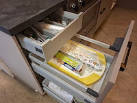 Inhoud keuken - afbeelding 8 van  24
