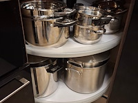 Inhoud keuken - afbeelding 12 van  24