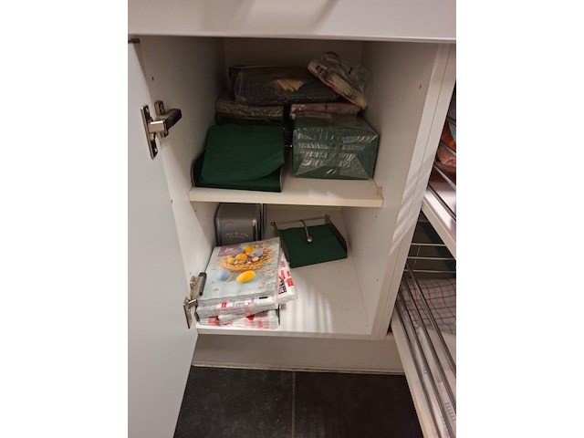 Inhoud keuken - afbeelding 14 van  16